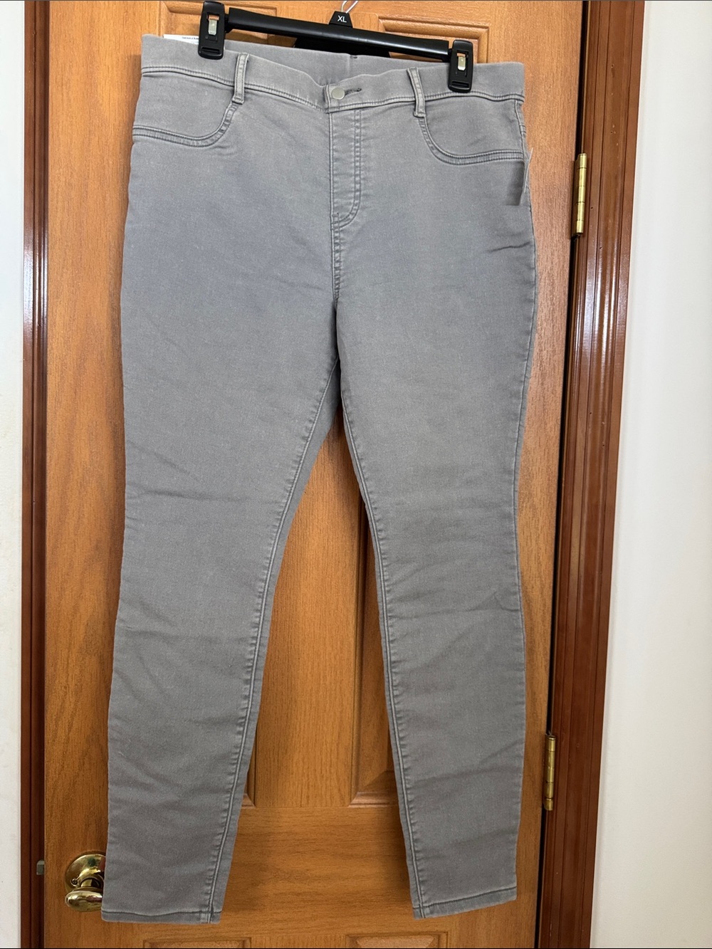 Time and Tru Gray Skinny Jeans Pull on Pants size Large 12-14